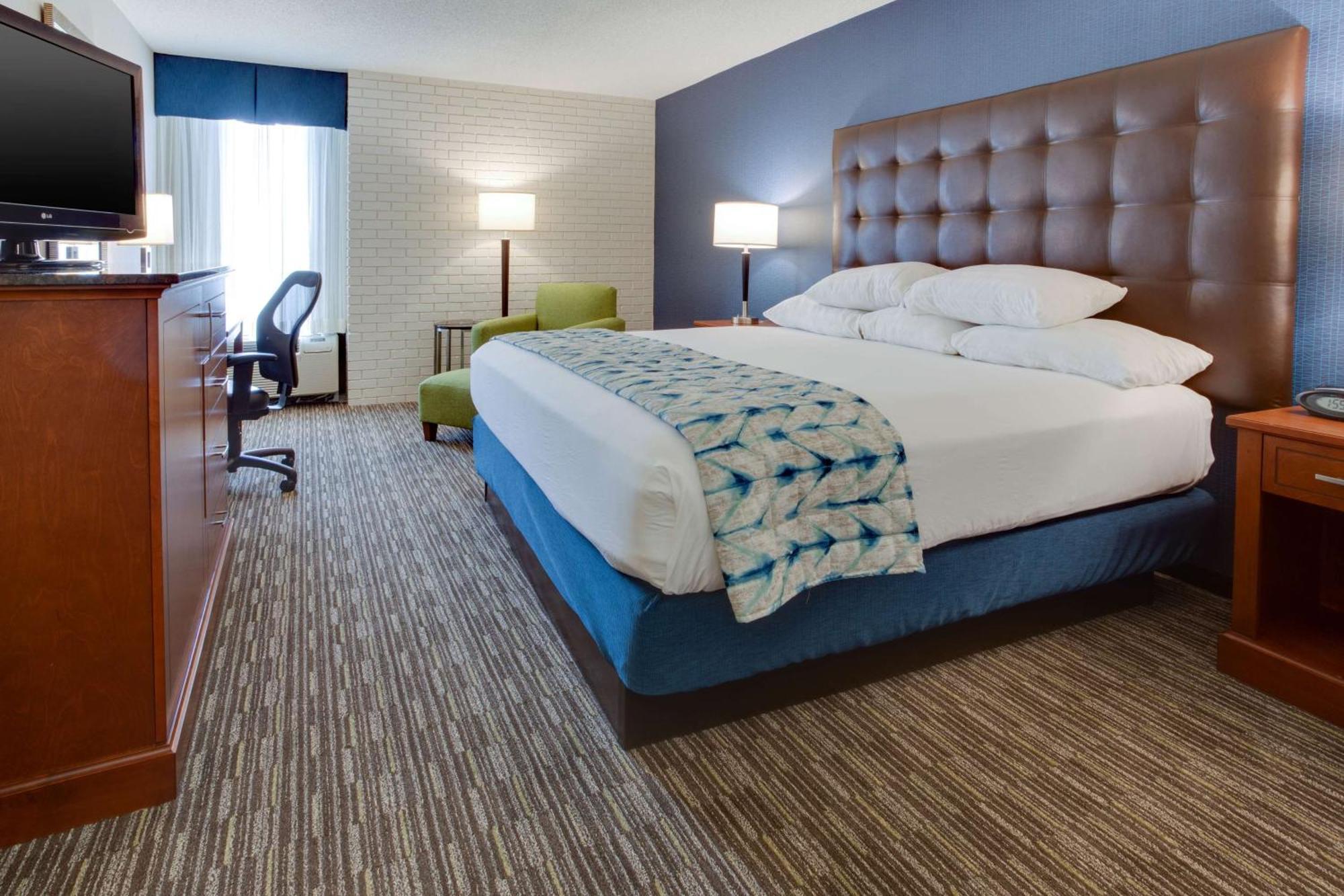 Drury Inn & Suites Nashville Airport Exteriör bild
