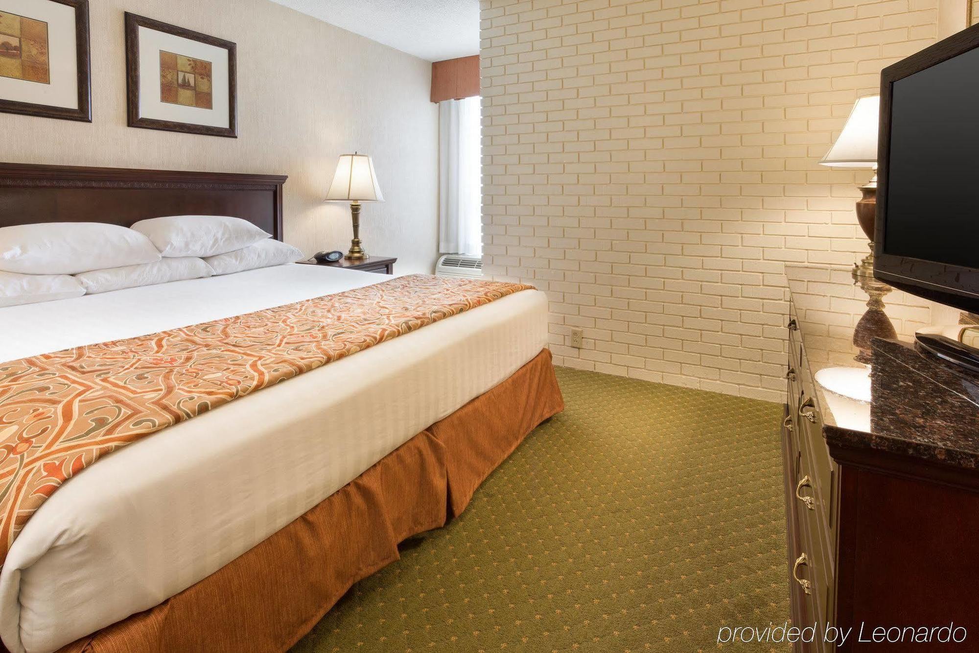 Drury Inn & Suites Nashville Airport Exteriör bild